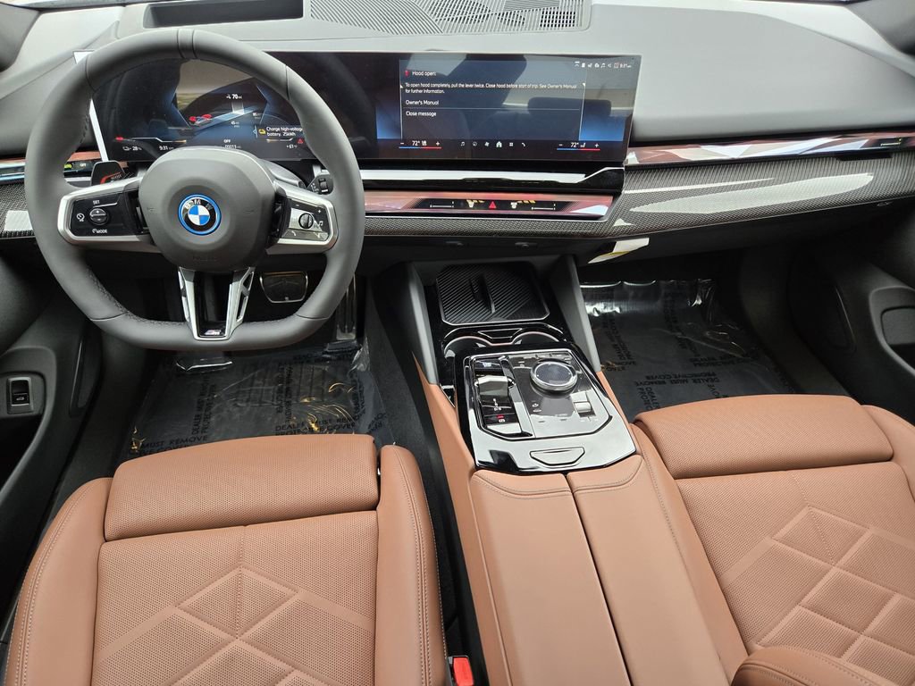 New 2026 BMW i5 eDrive40 w/ M Sport Package AWD/4WD image 28