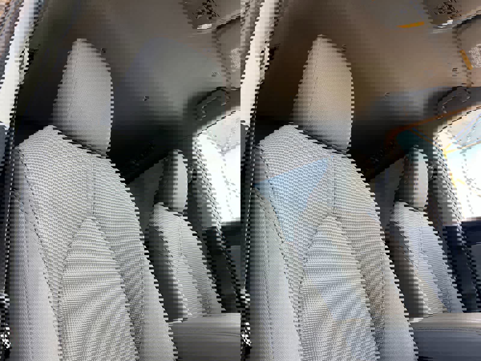 Used 2023 Toyota Highlander LE image 19