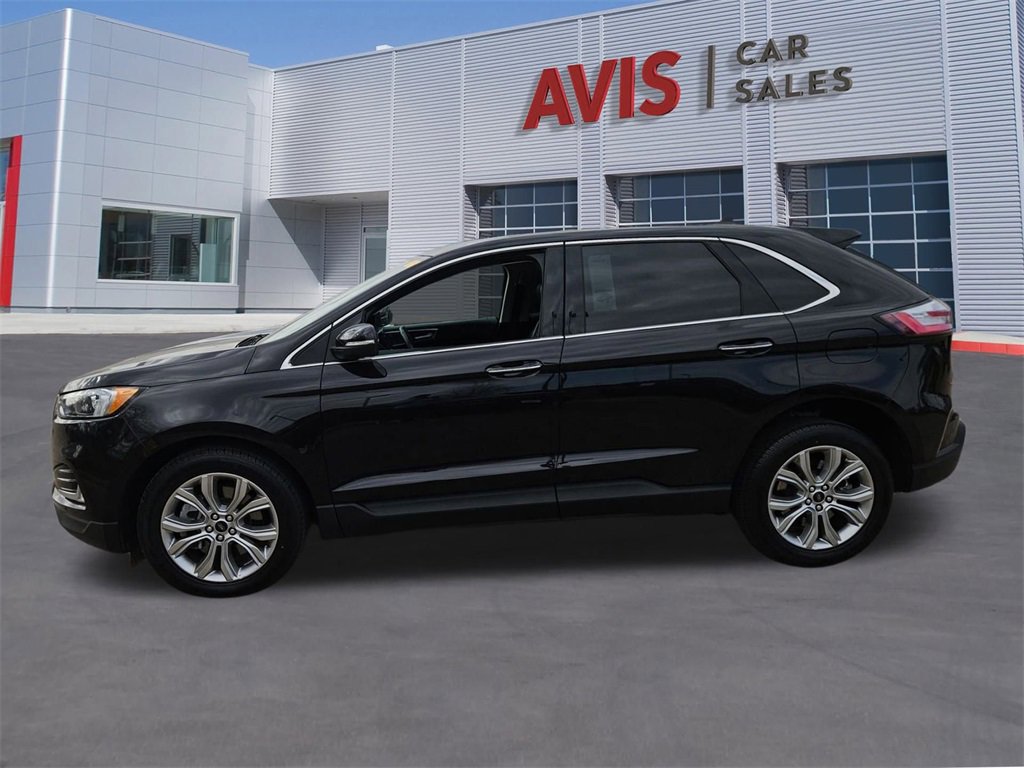 Used 2024 Ford Edge Titanium image 2