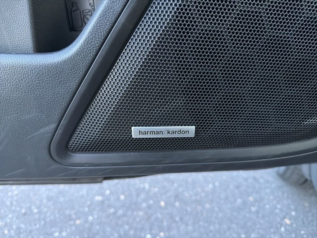 Certified 2025 Subaru Outback Limited image 26