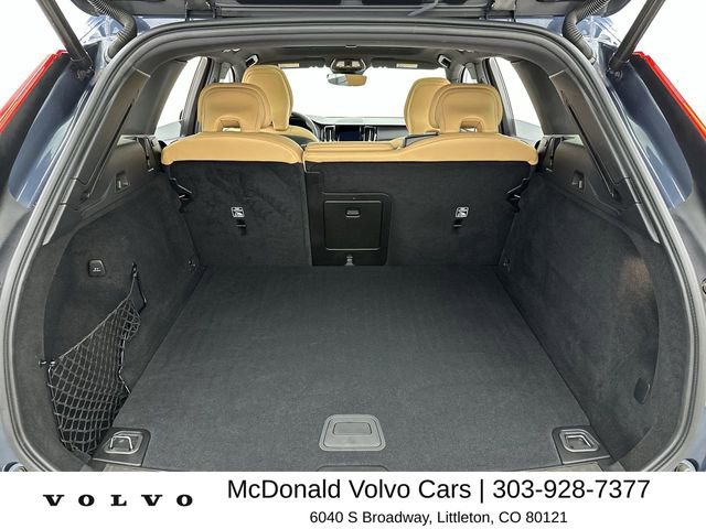 Certified 2023 Volvo XC60 B5 Ultimate w/ Climate Package AWD/4WD image 24