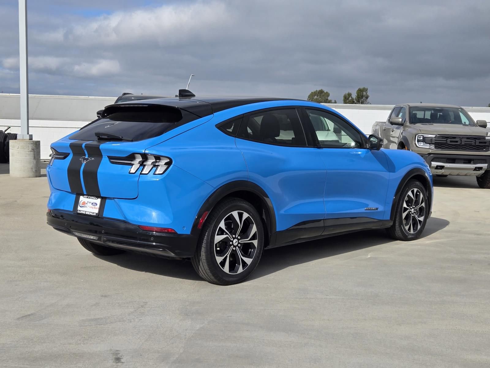 Used 2023 Ford Mustang Mach-E Premium image 4