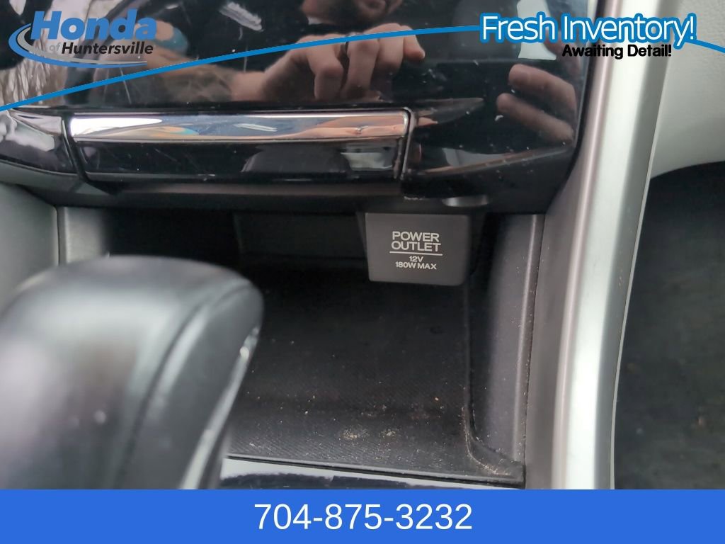 Used 2017 Honda Accord EX-L image 25