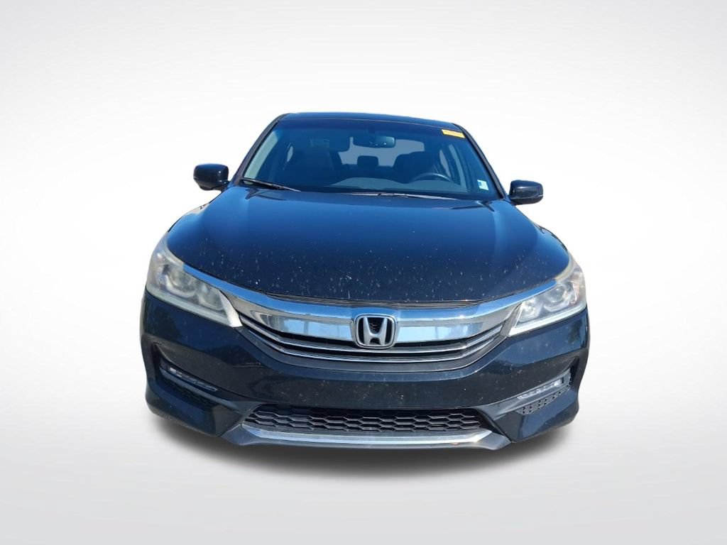Used 2017 Honda Accord EX-L image 2