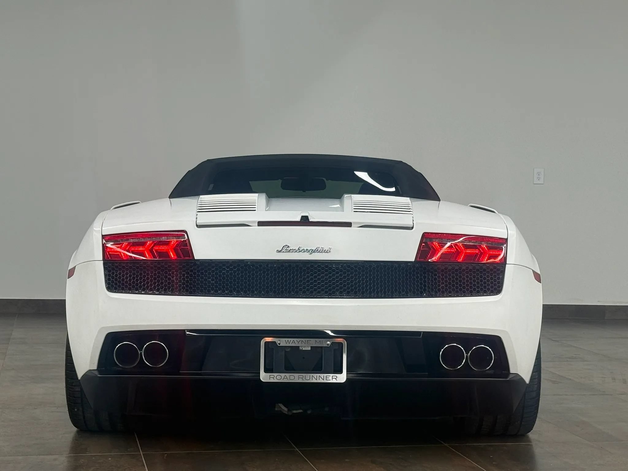 Used 2010 Lamborghini Gallardo LP 560-4 AWD/4WD image 12