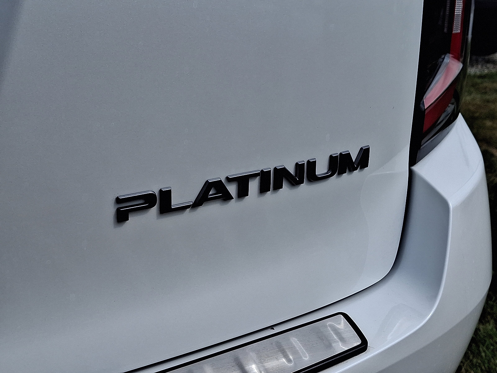 New 2026 Nissan Armada Platinum image 6