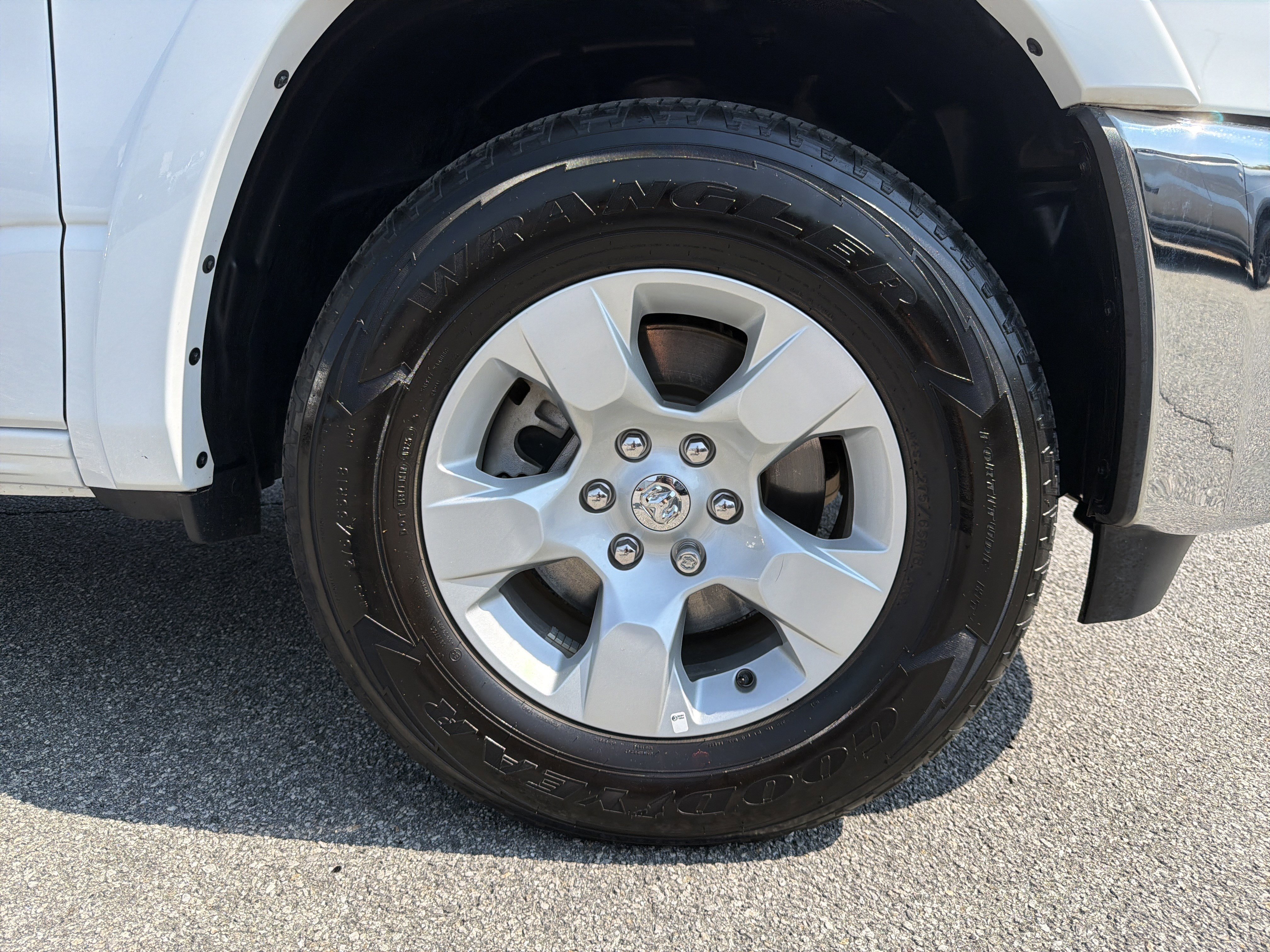 Used 2025 RAM 1500 Big Horn image 23