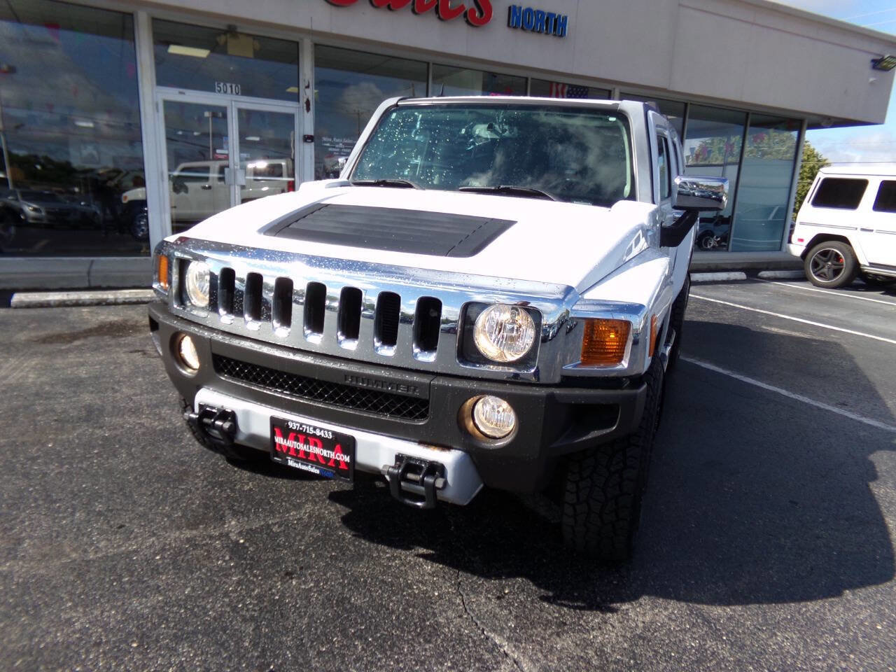 Used 2009 HUMMER H3 Luxury AWD/4WD image 2