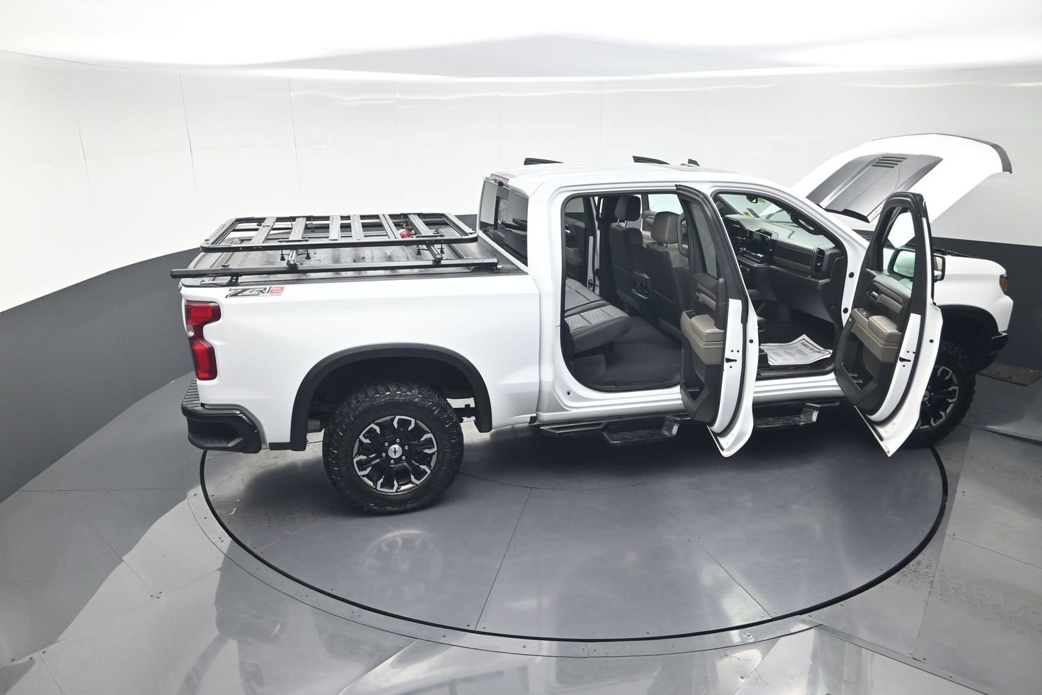 Used 2023 Chevrolet Silverado 1500 ZR2 AWD/4WD image 14