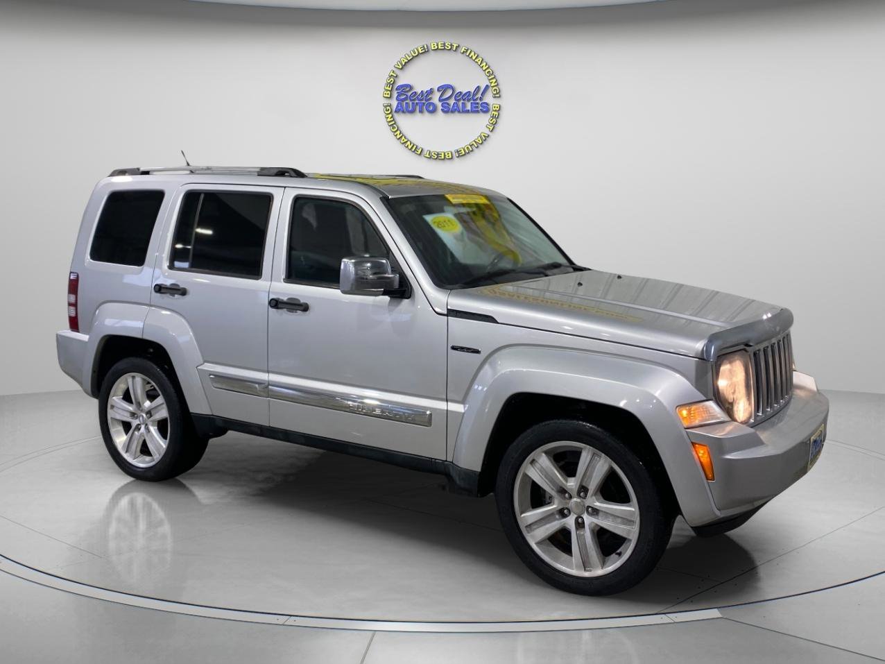 Used 2011 Jeep Liberty Sport image 7