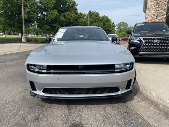 Used 2025 Dodge Charger Daytona Scat Pack w/ Track Pack AWD/4WD image 8