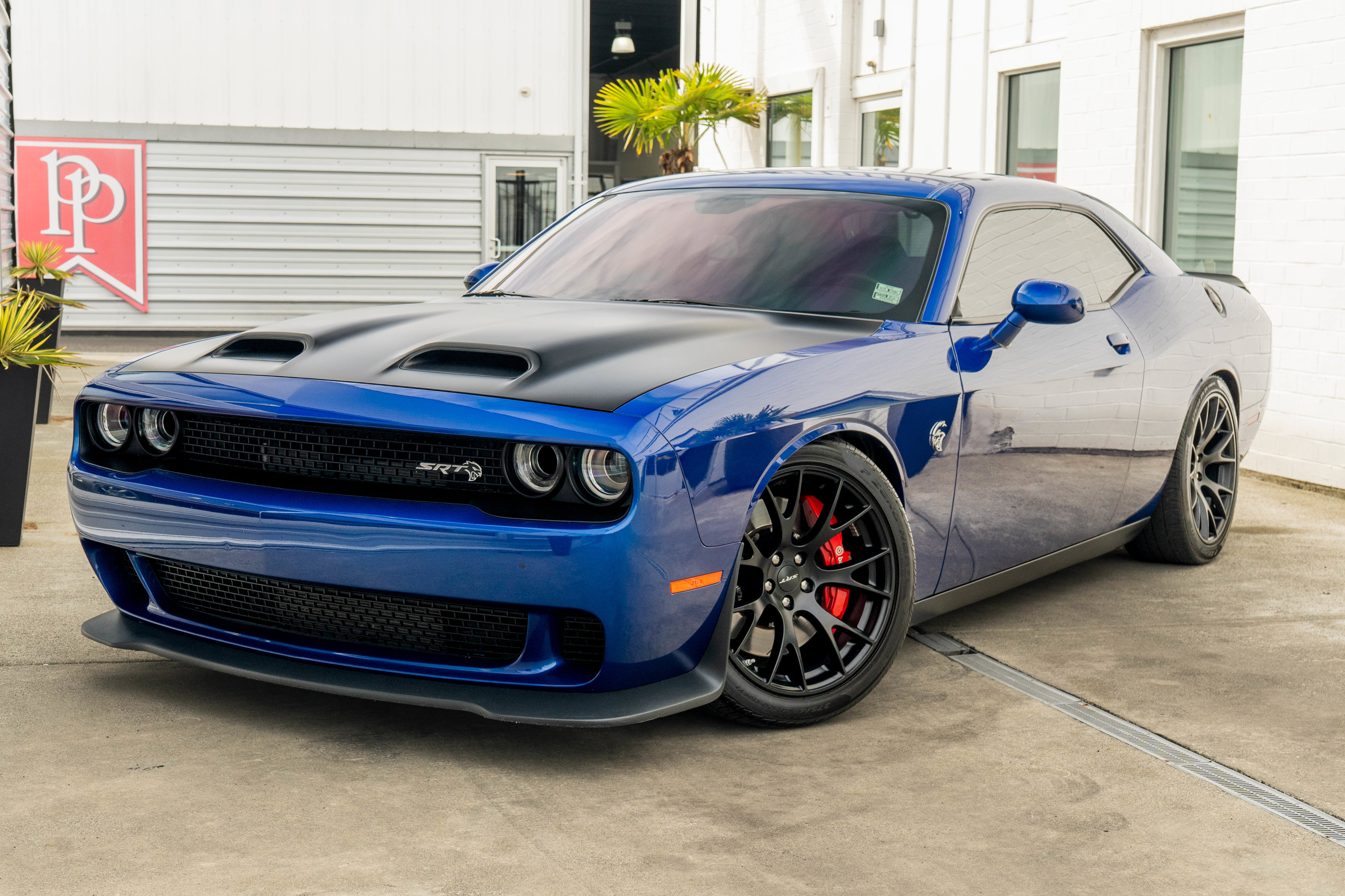 Used 2019 Dodge Challenger SRT Hellcat w/ Laguna Leather Package RWD image 3