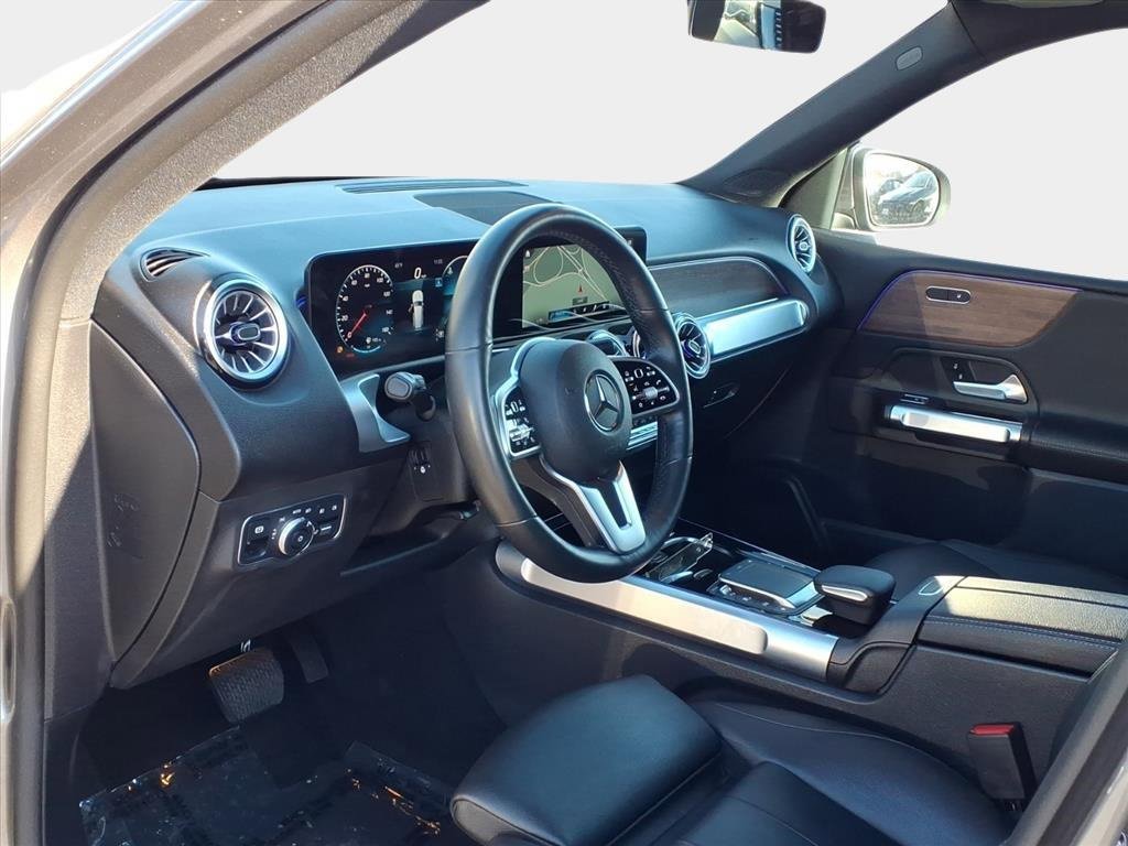 Used 2022 Mercedes-Benz GLB 250 4MATIC image 8