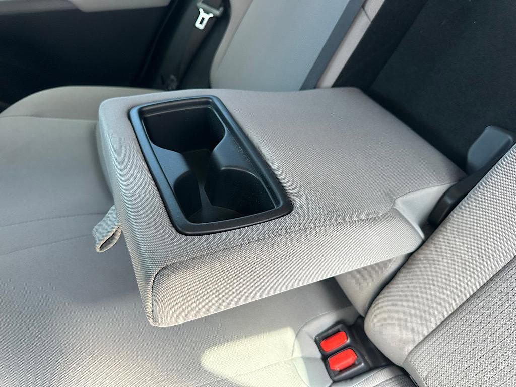 Certified 2024 Toyota Venza LE image 16