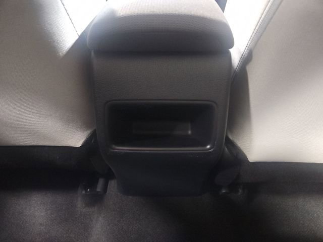 Used 2022 Toyota Corolla LE image 17