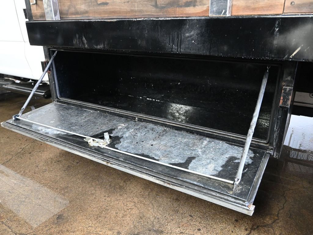 Certified 2023 Ford F450 XL w/ XL Chrome Package image 18