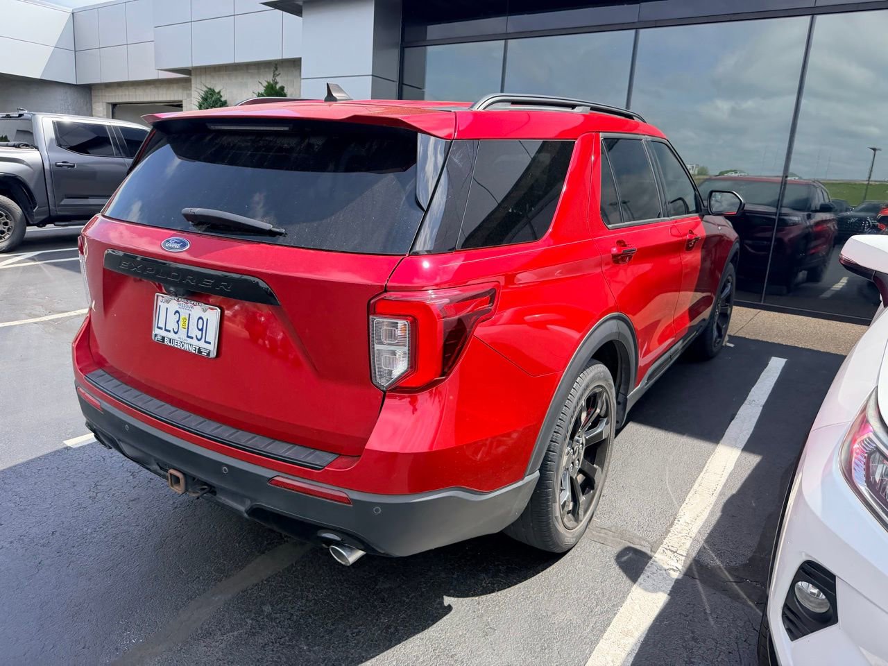 Used 2022 Ford Explorer ST-Line w/ Class IV Trailer Tow Package RWD image 7