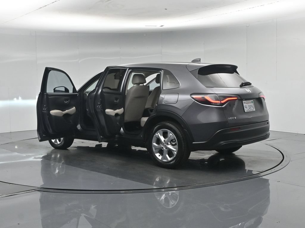 Used 2024 Honda HR-V LX image 33
