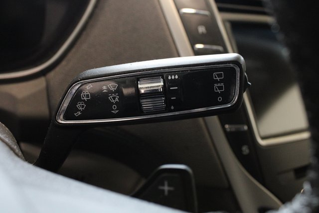 Used 2019 Lincoln Nautilus Reserve w/ Ultimate Package image 16