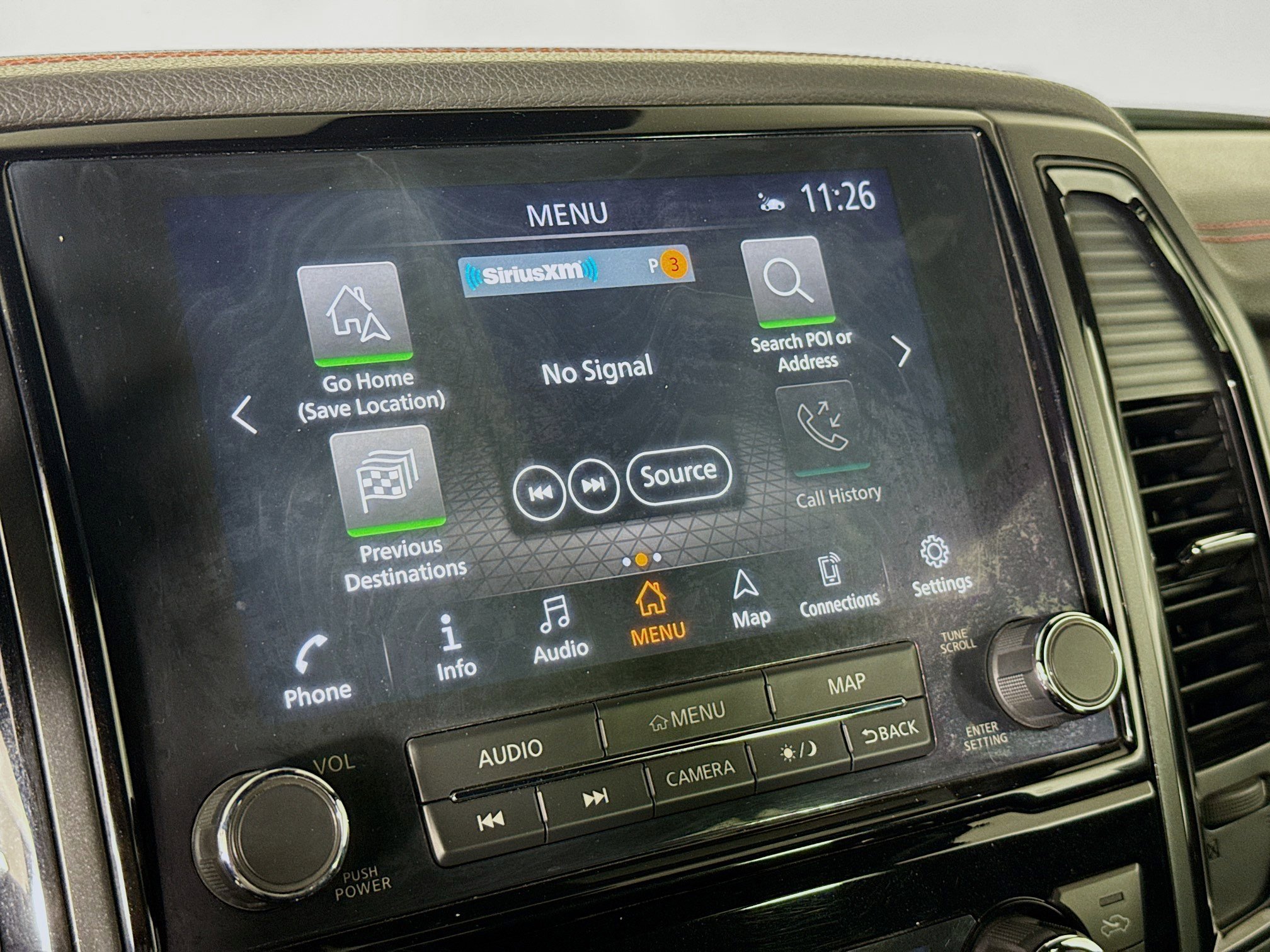 Used 2020 Nissan Titan PRO-4X w/ Pro-4x Convenience Package image 17