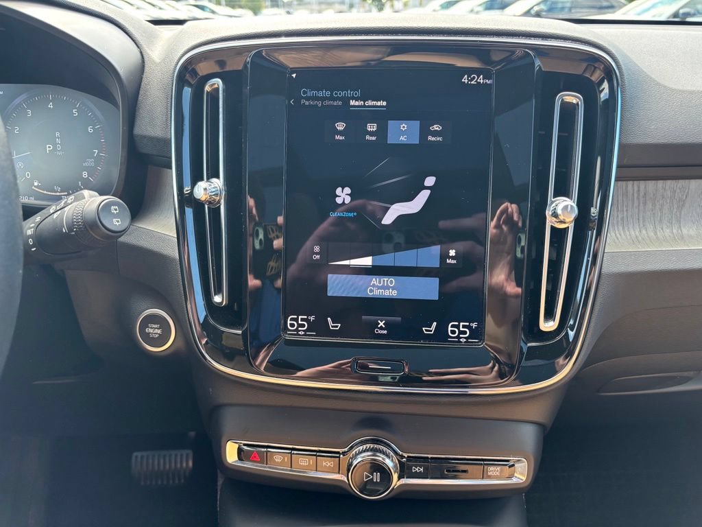 Used 2021 Volvo XC40 T5 Inscription w/ Climate Package AWD/4WD image 13