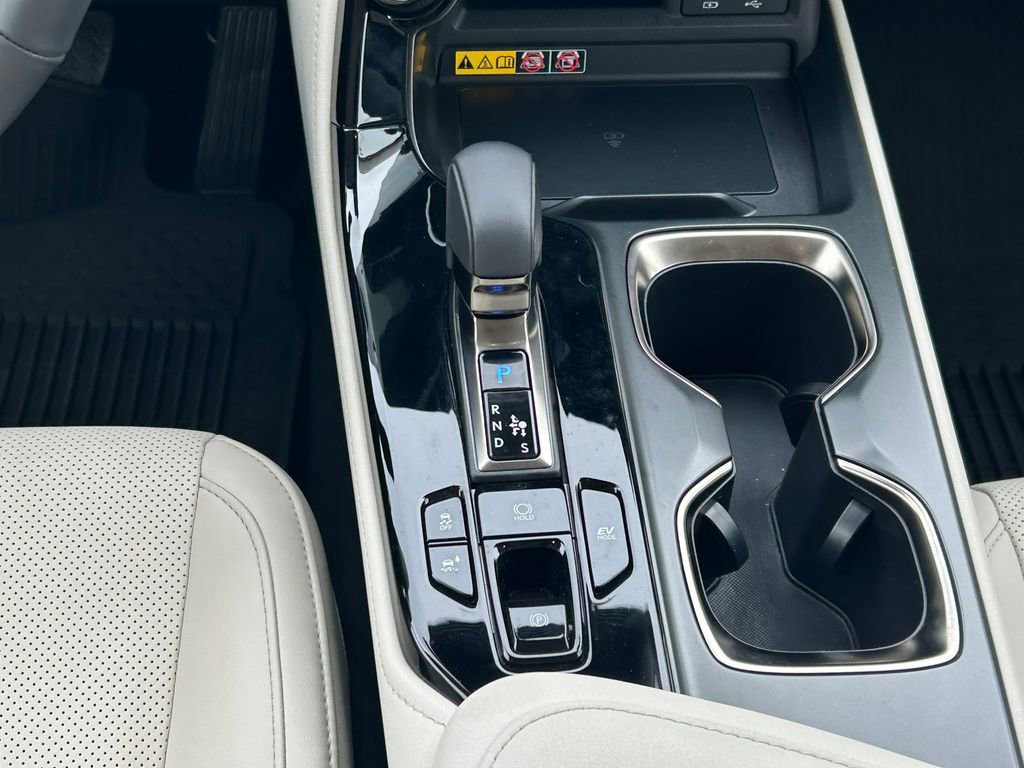 Used 2025 Lexus NX 350h AWD w/ Accessory Package (2T) image 20