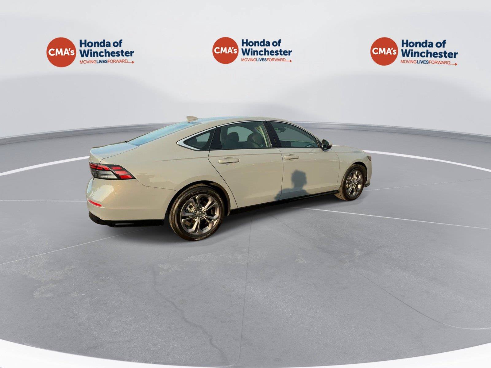 Used 2026 Honda Accord EX-L image 8