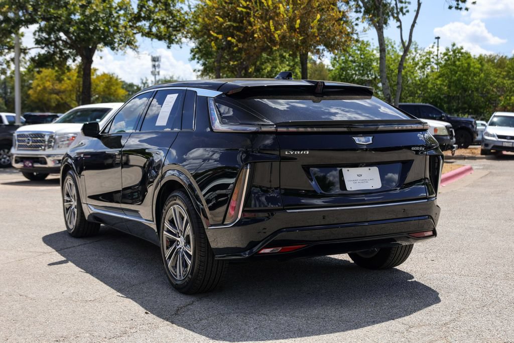 Used 2024 Cadillac Lyriq Luxury AWD/4WD image 3