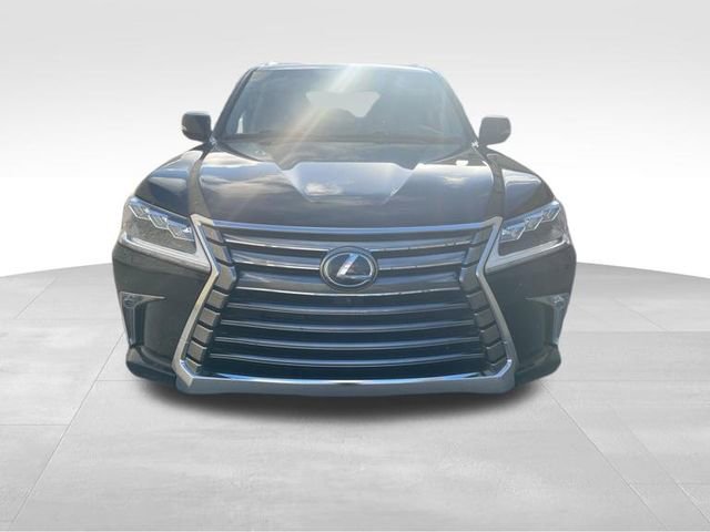 Used 2016 Lexus LX 570 4WD w/ Luxury Package image 2