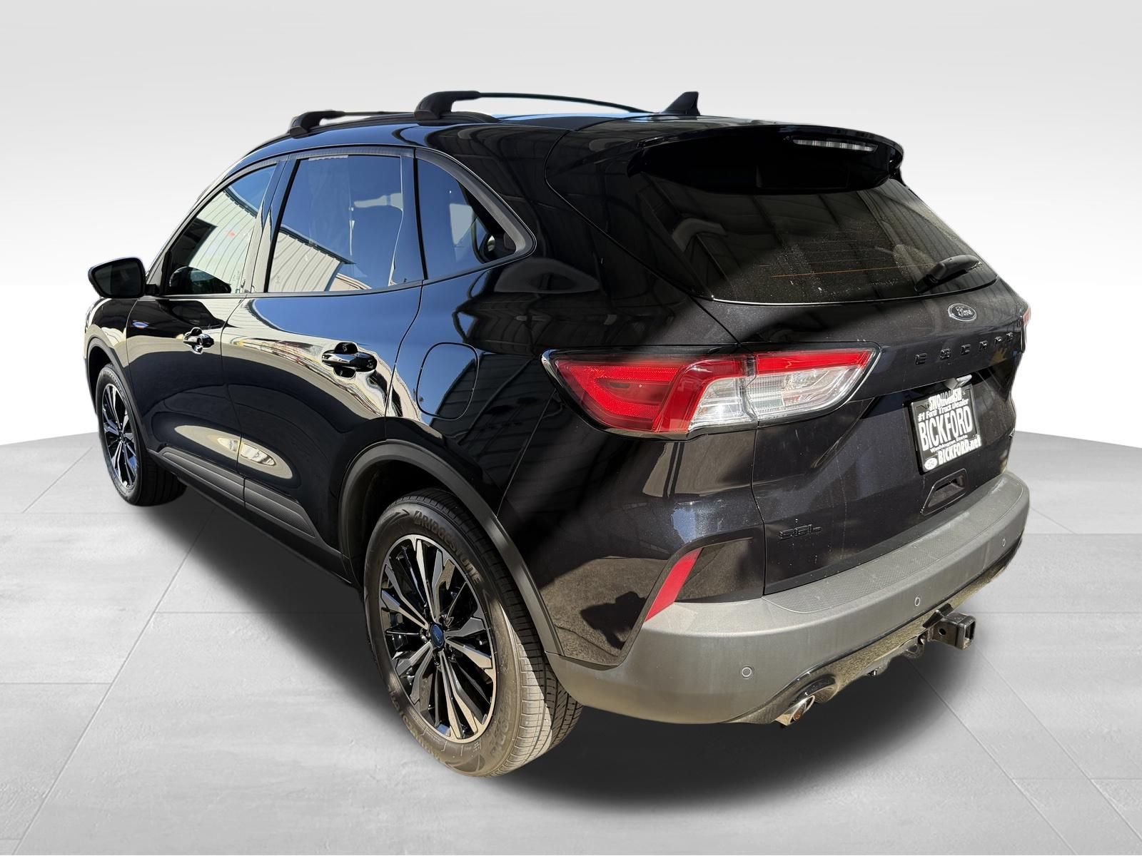 Used 2022 Ford Escape SEL w/ Technology Package AWD/4WD image 8
