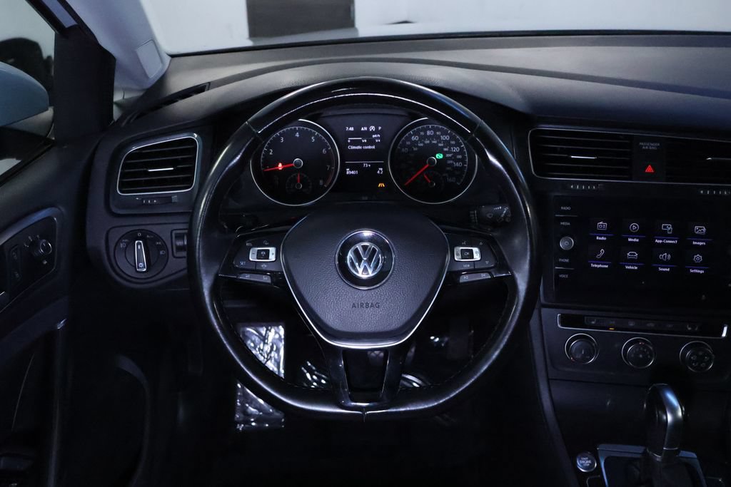 Used 2019 Volkswagen Golf SE FWD image 19