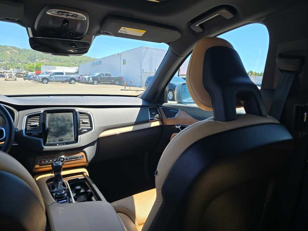 Used 2018 Volvo XC90 T6 Inscription w/ Convenience Package AWD/4WD image 14