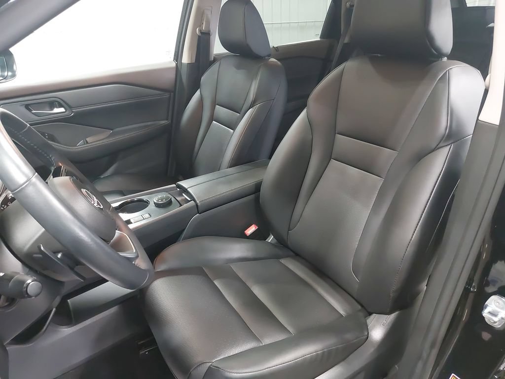 Used 2023 Nissan Rogue SV w/ SV Premium B Package AWD/4WD image 15