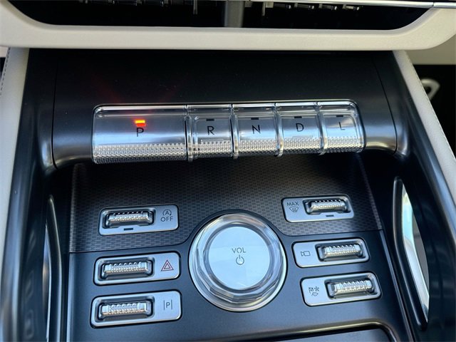 New 2026 Lincoln Nautilus Premier image 20