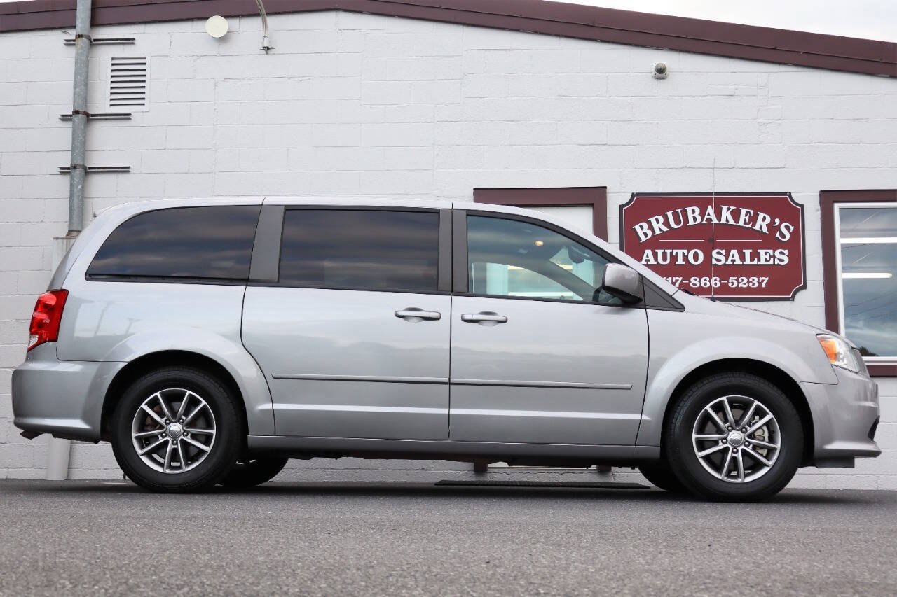 Used 2016 Dodge Grand Caravan SE