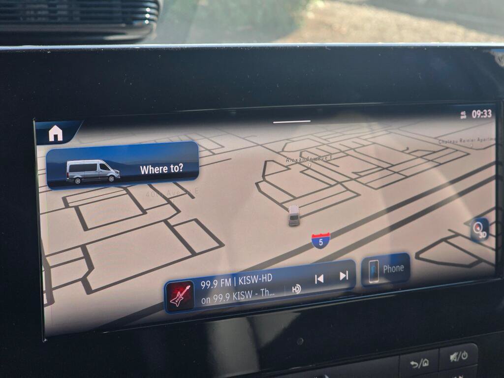 New 2025 Mercedes-Benz eSprinter 170 Cargo image 41
