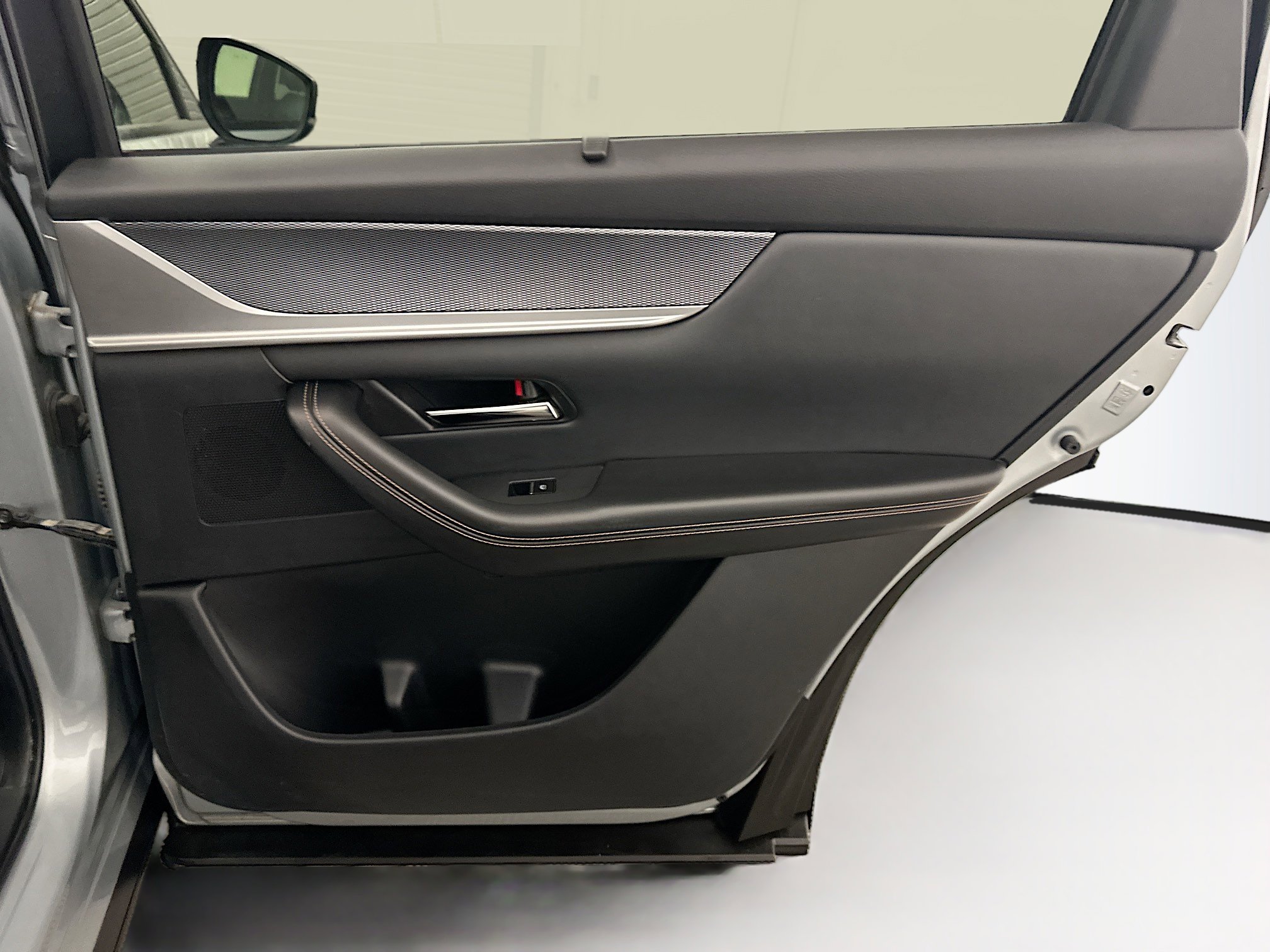 Used 2025 MAZDA CX-90 3.3 Turbo w/ Premium Sport Pkg image 34