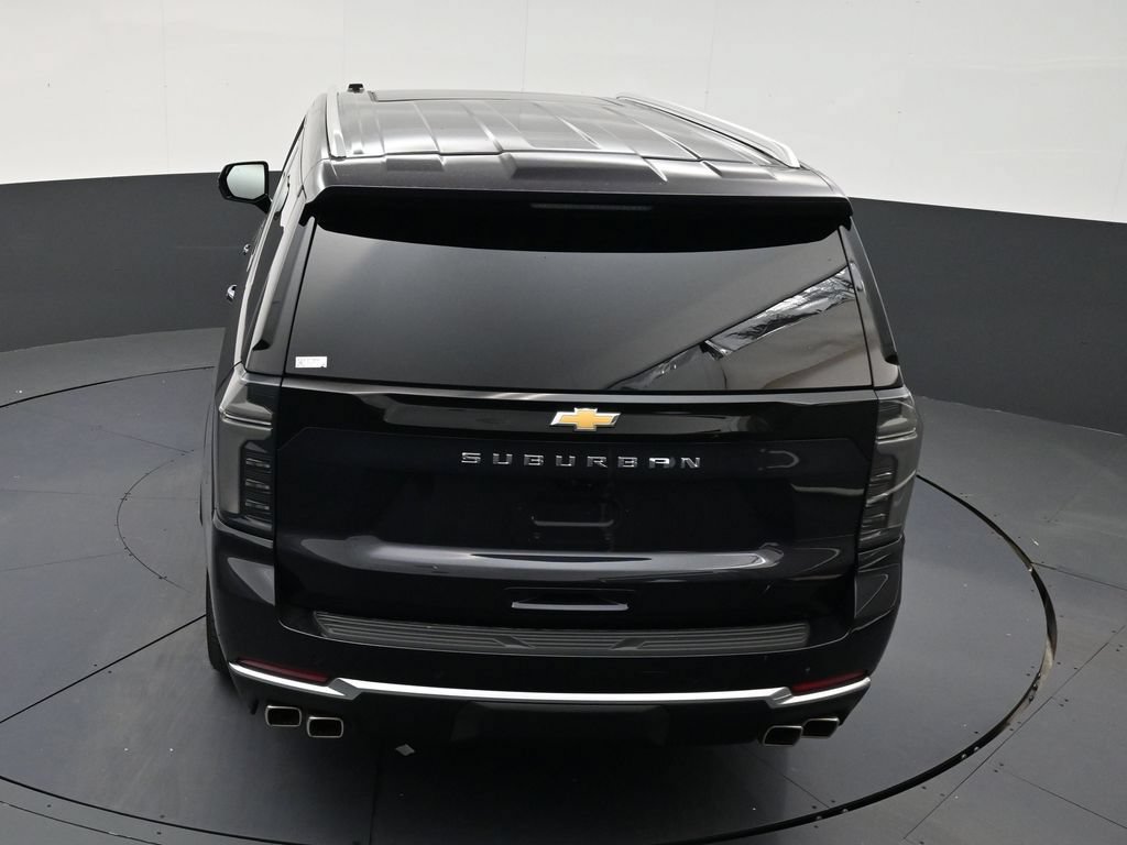Certified 2026 Chevrolet Suburban High Country AWD/4WD image 15