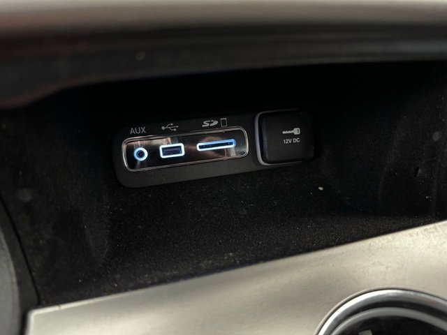 Used 2017 Jeep Grand Cherokee Altitude image 16