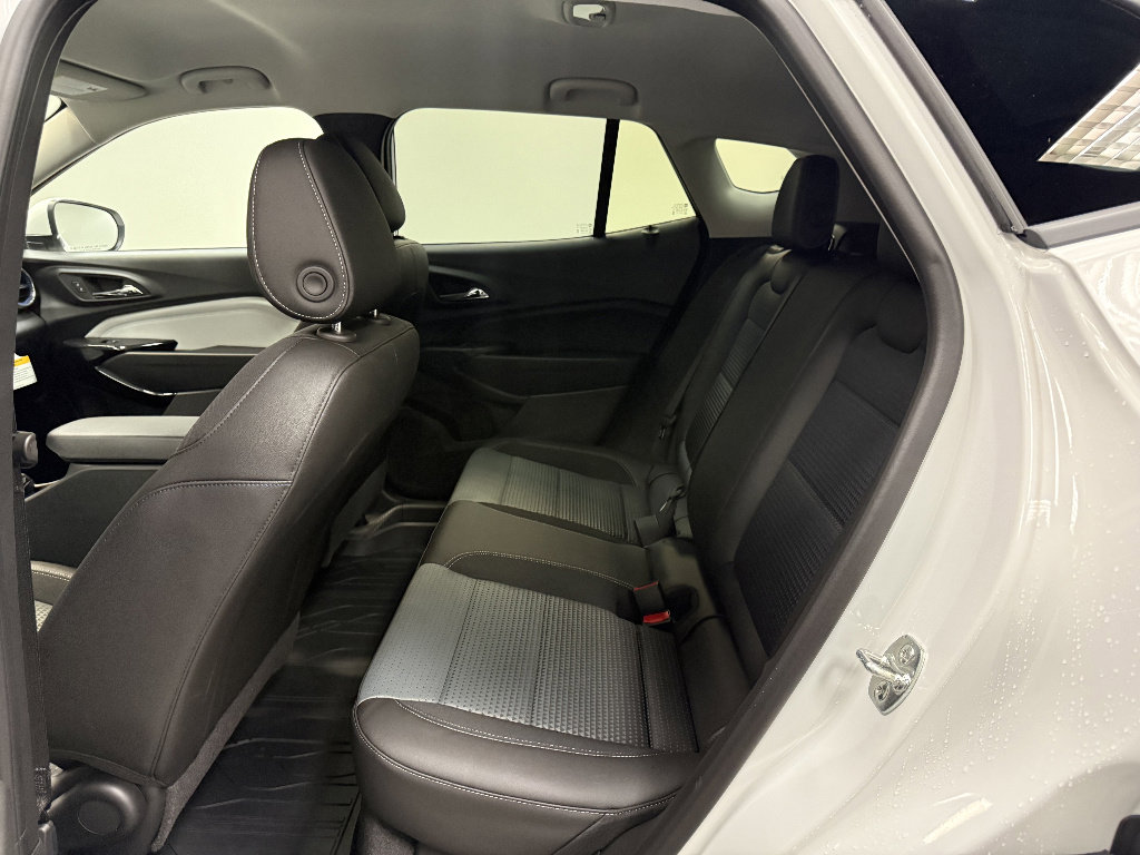 New 2026 Chevrolet Trax LT w/ LT Convenience Package image 20