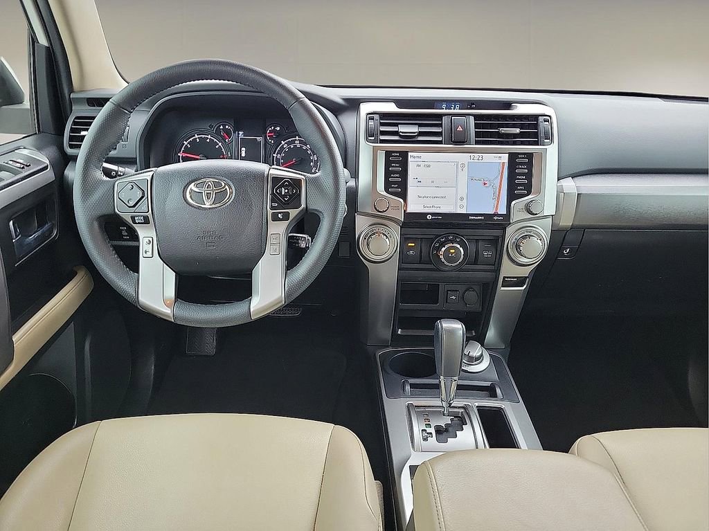 Used 2022 Toyota 4Runner SR5 Premium w/ Moonroof Package AWD/4WD image 11