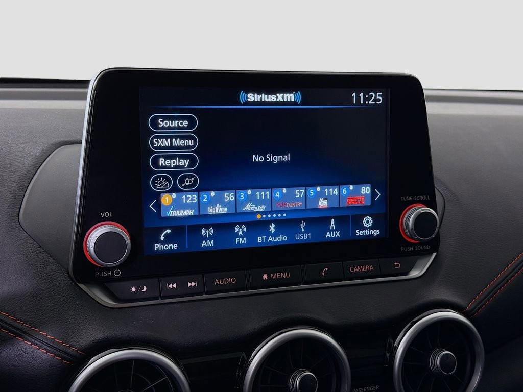 Used 2025 Nissan Sentra SR w/ SR Premium Package FWD image 16