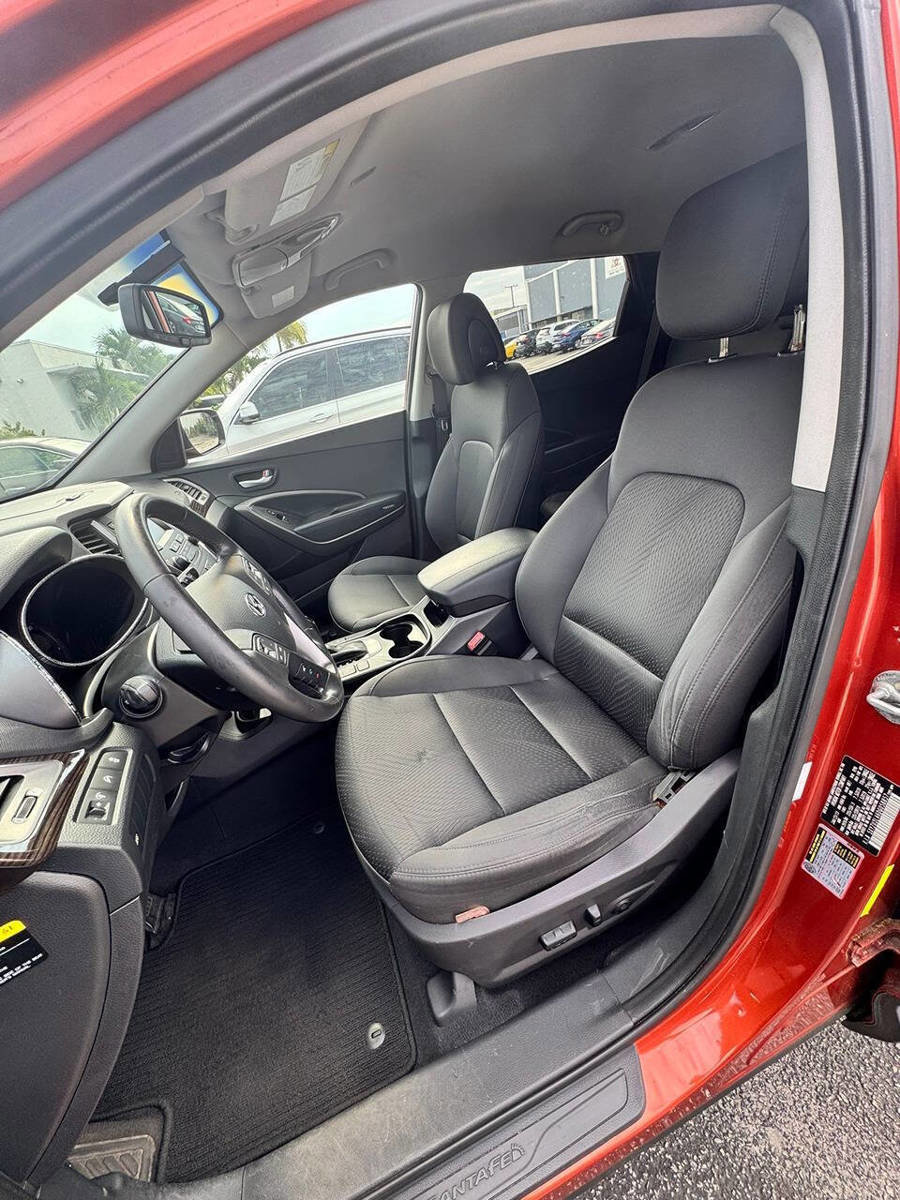 Used 2013 Hyundai Santa Fe Sport 2.0T FWD image 11