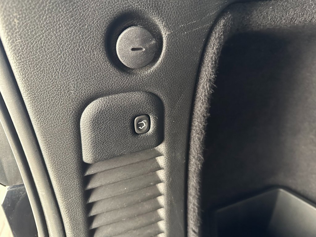 Certified 2024 Dodge Durango GT image 46