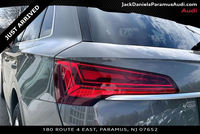 Used 2023 Audi Q5 2.0T Premium w/ Convenience Package image 22