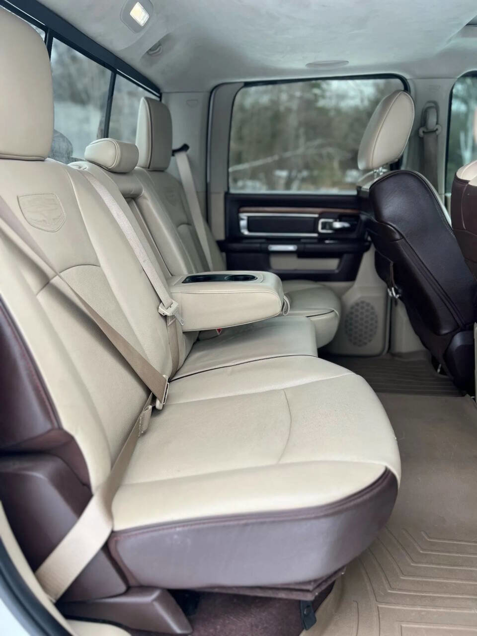 Used 2018 RAM 2500 Longhorn w/ Longhorn Southfork Package image 20