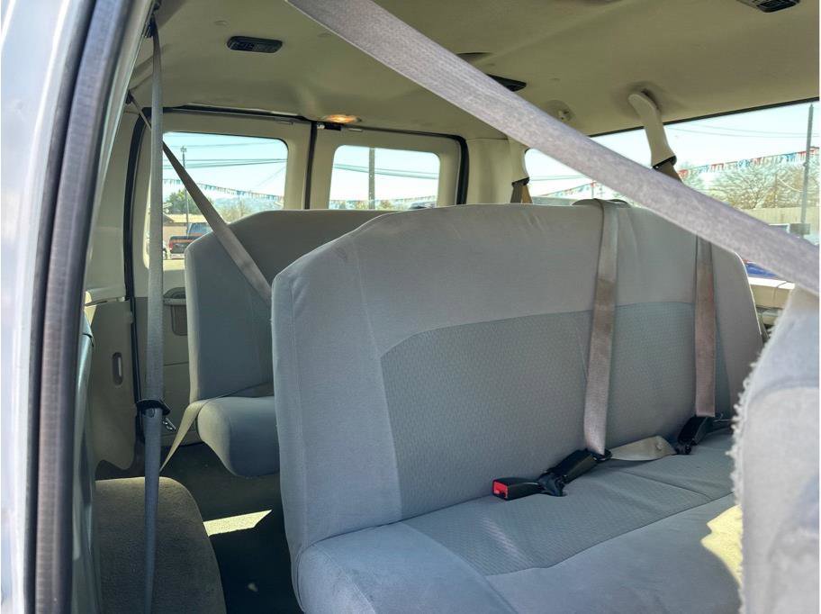 Used 2013 Ford E-150 and Econoline 150 Wagon RWD image 21