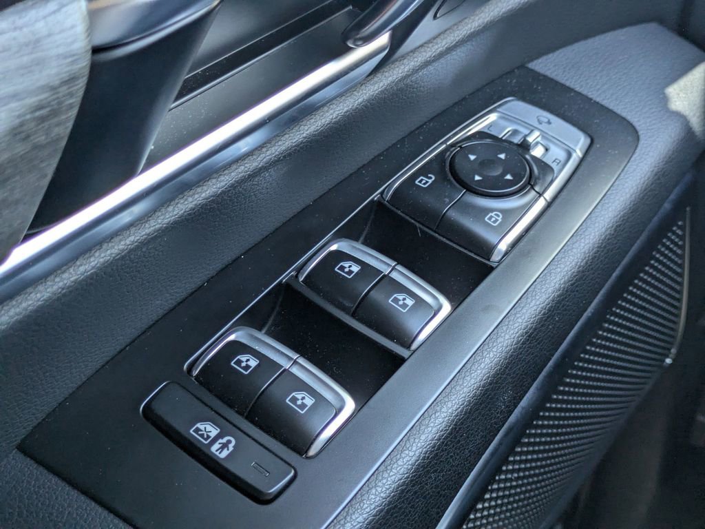 Used 2022 Kia Telluride SX w/ SX Prestige Package AWD/4WD image 25