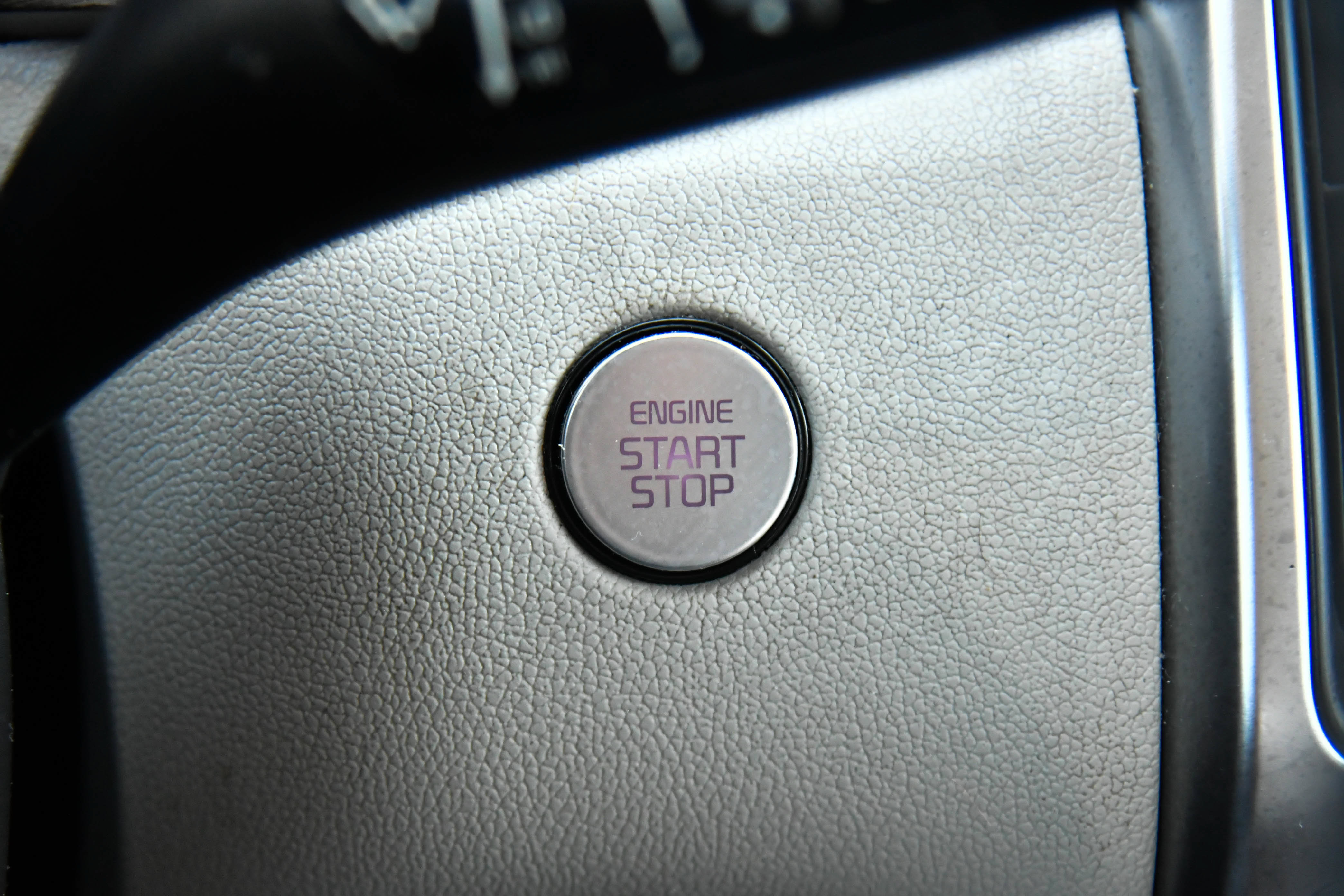 Used 2023 Kia Sorento EX FWD image 32