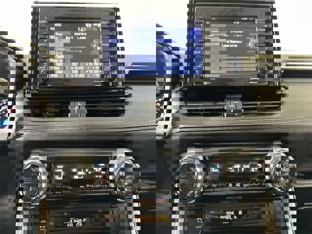 Used 2021 Toyota RAV4 LE image 13